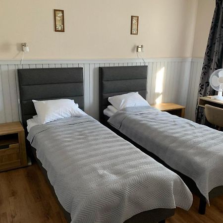 Keldrimaee Kuelalistemaja Bed & Breakfast Hiiumaa Ngoại thất bức ảnh