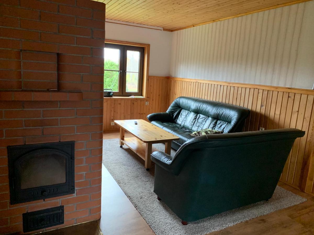 Keldrimaee Kuelalistemaja Bed & Breakfast Hiiumaa Ngoại thất bức ảnh
