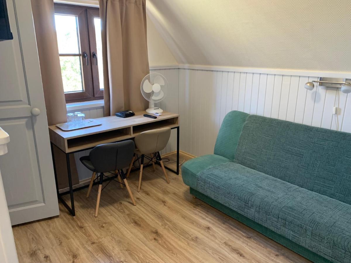 Keldrimaee Kuelalistemaja Bed & Breakfast Hiiumaa Ngoại thất bức ảnh