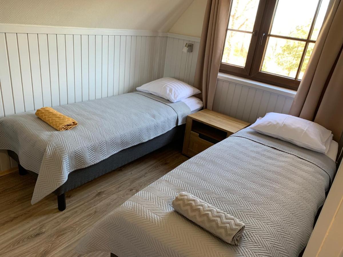 Keldrimaee Kuelalistemaja Bed & Breakfast Hiiumaa Ngoại thất bức ảnh